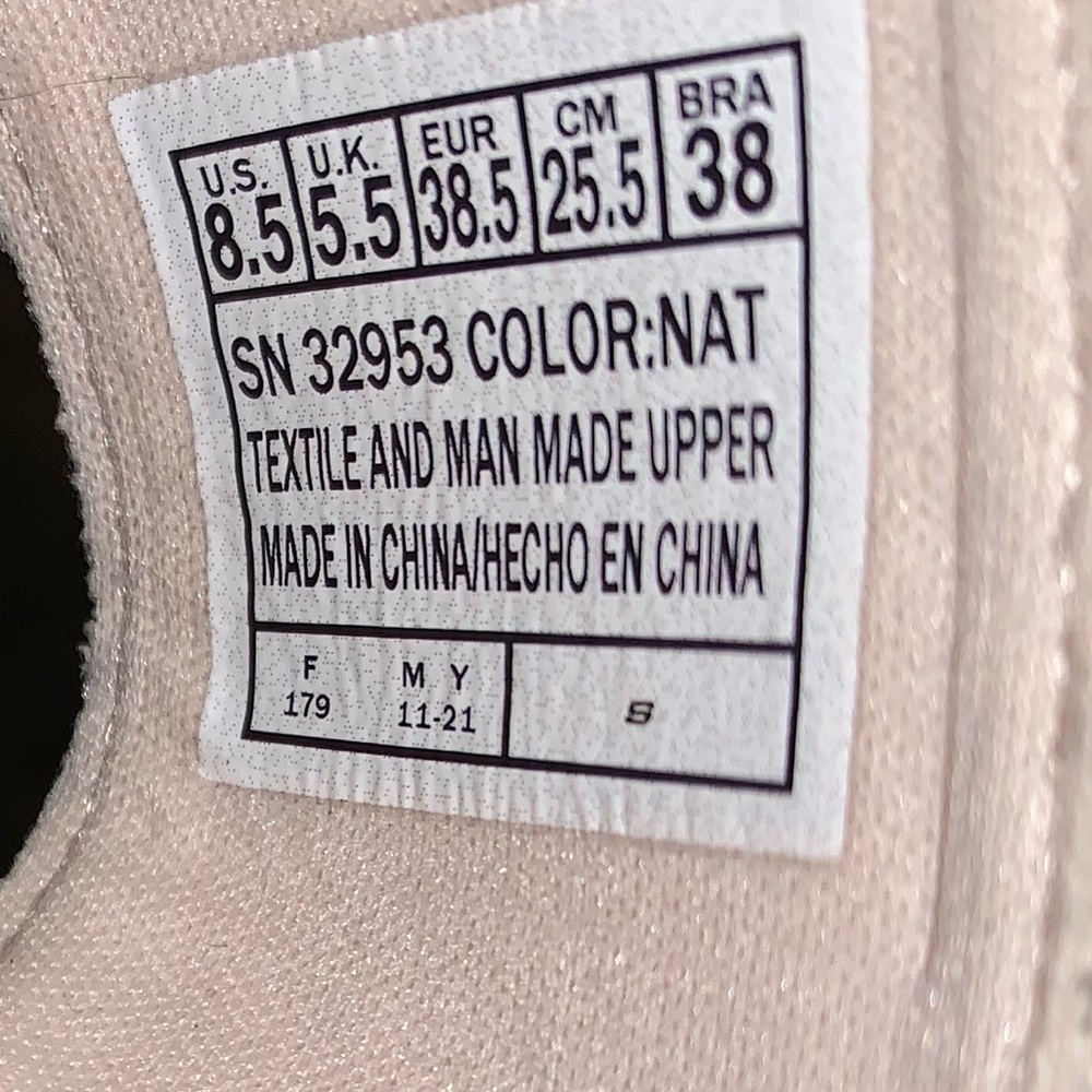 Skechers Women’s Luxe Foam Wedge Sandals Cali Beverlee Sail Away Natural Sz 8.5 - Picture 8 of 8